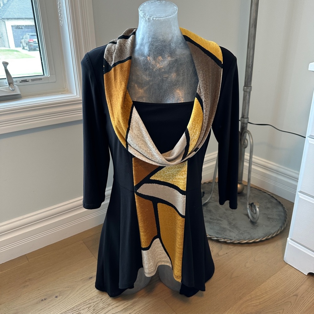 *2 FOR $20* Frank Lyman Asymmetrical Top - Black Gold Tan